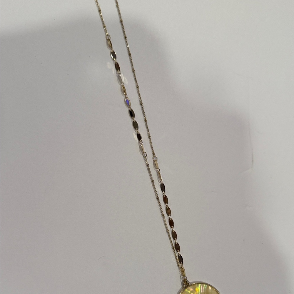 NWT Anthropologie Iridescent Pendant Necklace - Picture 10 of 10